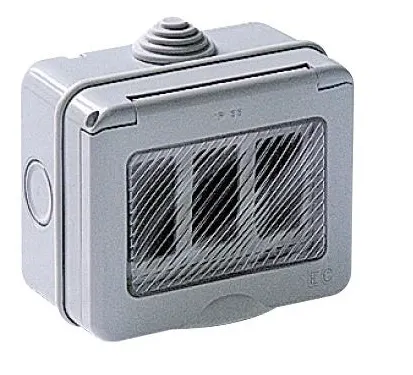SCATOLA FAEG STAGNA PER GEWISS SYSTEM E CON ADATTATORE TIPO MAGIC IP55 3PT